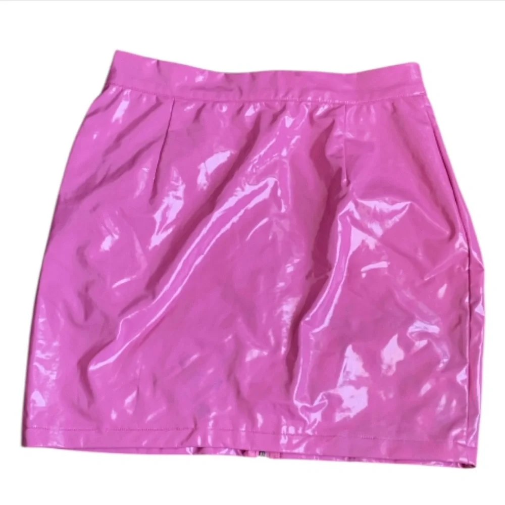 AKIRA Hot Pink Vinyl Zip-Front Mini Skirt - Picture 2 of 3